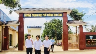 Gia Lai: 19 học sinh Trường THPT Chi Lăng nôn, sốt, đau bụng nhập viện nghi ngờ ngộ độc thực phẩm
