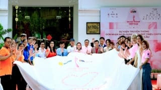 Nha khoa Việt Mỹ đồng hành cùng sự kiện đón nhận áo Blouse phá kỷ lục Triệu chữ ký vì sức khỏe - sắc đẹp cộng đồng Việt Nam