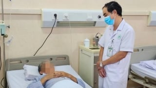 Hà Nội: Cấp cứu nam bệnh nhân bị suy thận cấp do mất nước khi lao động ngoài trời nắng nóng