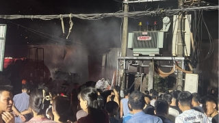 Bắc Ninh: Xảy ra vụ cháy tại kho xưởng chứa giấy thành phẩm và nguyên liệu sản xuất