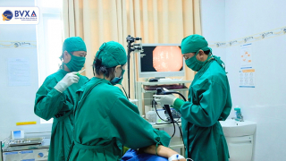 Tây Ninh: Nội soi cho bệnh nhân 36 tuổi nuốt nhầm viên thuốc còn nguyên vỏ
