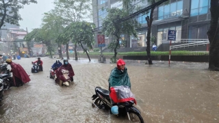 Hà Nội tập trung ứng phó nguy cơ mưa lũ, sạt lở đất, lũ ống, lũ quét