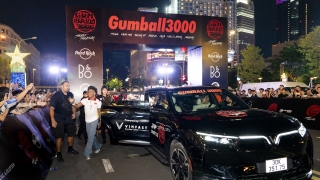 Dàn VinFast VF 7 và VF 9 gây ấn tượng mạnh với giới chơi siêu xe quốc tế tại Gumball 3000