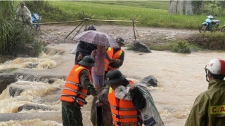 Nghệ An: Di dời khẩn cấp 26 hộ dân, 126 nhân khẩu do sạt lở núi ở huyện Quế Phong