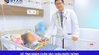 Long An: Cấp cứu người phụ nữ ngâm chân vào nước quá nóng khiến tình trạng hoại tử lan rộng