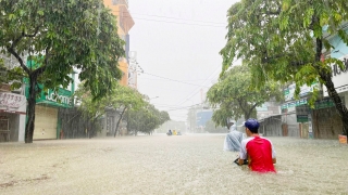 Thừa Thiên Huế: Chủ động ứng phó với bão số 6, nước dâng do bão, mưa lớn diện rộng, sạt lở đất