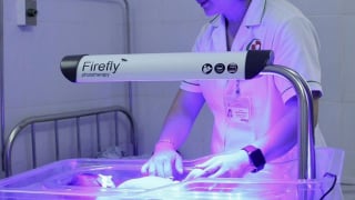 Hà Nội: Cấp cứu điều trị kịp thời cho trẻ sinh non bị suy hô hấp