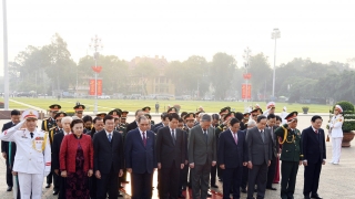 Lãnh đạo Đảng và Nhà nước viếng Chủ tịch Hồ Chí Minh nhân Kỷ niệm 80 năm Quân đội nhân dân Việt Nam