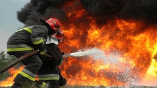 Hà Nội: Xảy ra cháy lớn công ty giấy tại Gia Lâm