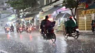 Dự báo thời tiết ngày 10/5: Cảnh báo mưa lớn và dông lốc diện rộng