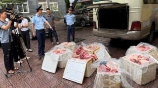 Hà Giang: Phát hiện 450kg thịt lợn đang phân huỷ chuẩn bị bán ra thị trường