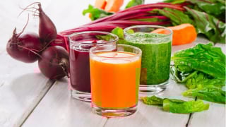 Những loại nước ép tự nhiên giúp 'chống nắng' ngày hè