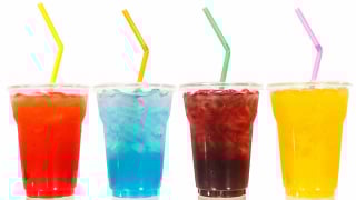 Uống nước ngọt mỗi ngày: Tiềm ẩn nhiều tác hại khôn lường