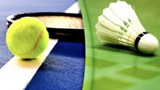 Cầu lông và tennis: Môn nào tốt cho sức khỏe hơn?