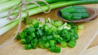 Những lợi ích của hành lá mà bạn chưa biết