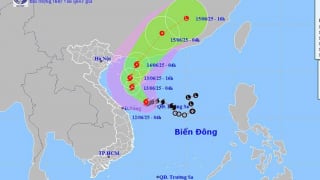 Cơn bão số 1 đang dần mạnh lên cấp 10, giật cấp 13