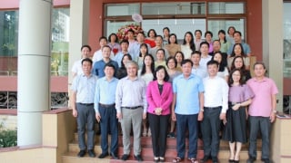 Lãnh đạo Bộ Y tế chúc mừng các cơ quan báo chí của Bộ Y tế nhân kỷ niệm 100 năm Báo chí cách mạng Việt Nam