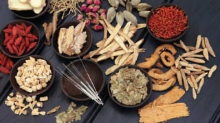 Bộ Y tế: Xử nghiêm cơ sở sản xuất, buôn bán thuốc cổ truyền quảng cáo sai sự thật