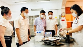 Hà Nội: Bảo đảm an toàn thực phẩm, phòng chống ngộ độc thực phẩm trong mùa hè và mùa bão, lụt