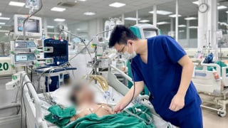 Hà Nội: Nam bệnh nhân bị suy kiệt, nhiễm khuẩn huyết vì lạm dụng thuốc chứa corticoid kéo dài