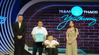 Thầy giáo và hành trình nuôi con nên người giữa bệnh tật hiểm nghèo