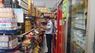 Tiền Giang: Phát hiện, xử phạt 1 cơ sở buôn bán cà phê giả về giá trị sử dụng, công dụng
