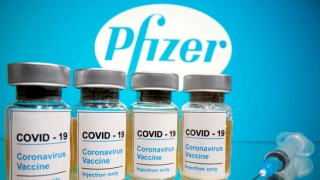 Vắc xin COVID-19 của Pfizer-BioNTech được Anh phê duyệt khẩn cấp