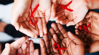 Người bị nhiễm HIV sống được bao lâu?