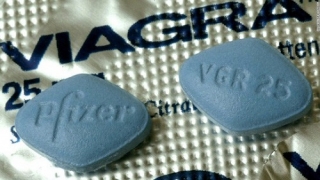 Thai phụ thử Viagra làm con tử vong, dị tật