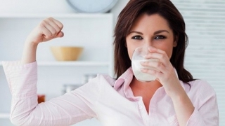4 điều bạn nên biết để việc uống sữa có được lợi ích lớn hơn