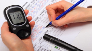 Glucose trong máu bình thường là bao nhiêu?