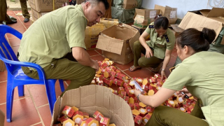 Hơn 20.000 mỹ phẩm dưỡng da, bột tắm trắng nhập lậu