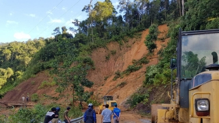 Thêm điểm sạt lở tại Quảng Nam, vùi lấp 11 người