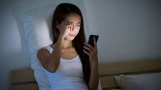 Thấy mắt có những dấu hiệu này, đi khám u não ngay kẻo muộn