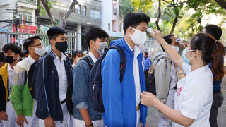 Phát hiện thí sinh F0, Bắc Giang dừng gấp một điểm thi tốt nghiệp THPT