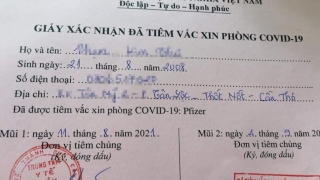 Cần Thơ: Bé gái 13 tuổi tiêm vaccine, Giám đốc trung tâm y tế bị đình chỉ công tác