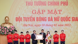 Thủ tướng Chính phủ Phạm Minh Chính gặp mặt, chúc mừng và khen thưởng Đội tuyển bóng đá nữ quốc gia Việt Nam