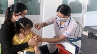 Kết quả cuộc thăm dò dư luận về việc tiêm vaccine phòng COVID-19 cho trẻ em từ 5 - 11 tuổi