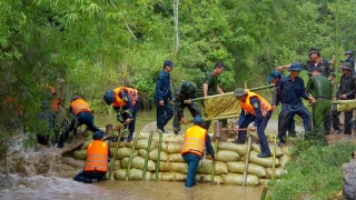 Chủ động ứng phó với diễn biến phức tạp của bão và mưa lũ sau bão