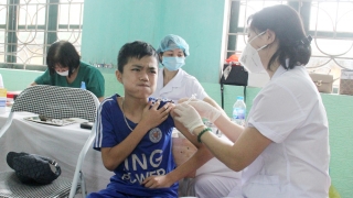 Bắc Giang nâng cao tỷ lệ tiêm vaccine cho trẻ từ 5 đến 12 tuổi