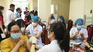 Bắc Giang tiếp tục tăng cường tiêm vaccine phòng COVID-19