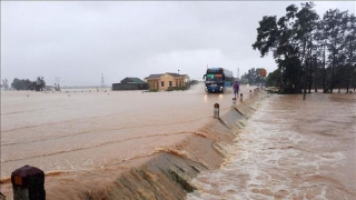 Các tỉnh, thành phố từ Hà Tĩnh đến Quảng Ngãi chủ động ứng phó với mưa lớn, lốc sét, ngập lụt, lũ quét, sạt lở đất