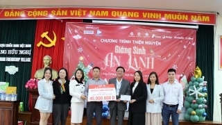 “Giáng sinh an lành” đến với Làng Hữu nghị Việt Nam