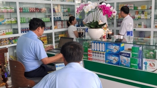 Trà Vinh xử phạt 15 triệu đồng 1 nhà thuốc bán thuốc khi không có đơn