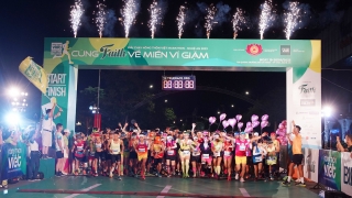 Nghệ An: Hơn 4.000 vận động viên tham gia tranh tài trong giải chạy marathon 'Về miền Ví Giặm'