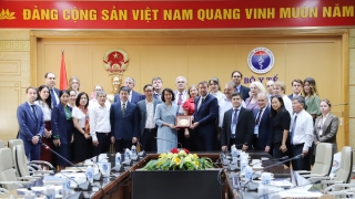 Đại diện Bộ Y tế làm việc với ngài Shevtsov Pavel Anatolievich, Phó Giám đốc Cơ quan Hợp tác Liên bang Nga