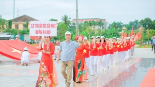 Chủ tịch Hội Người cao tuổi phường Phú Diễn tiên phong, gương mẫu, đóng góp tích cực cho công tác hội