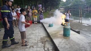 Hà Nội tổ chức hoạt động tuyên truyền, trải nghiệm, thực hành kỹ năng phòng cháy chữa cháy và cứu nạn cứu hộ