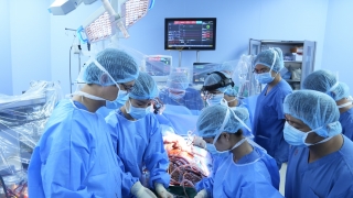 Lần đầu tiên tại Việt Nam: Ghép tim cho bệnh nhân đã cấy dụng cụ hỗ trợ thất trái