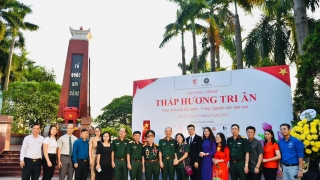 Chương trình 'Thắp hương tri ân 2024' với chủ đề “Sáng mãi tình đất nước - Cùng nguyện ước mai sau”